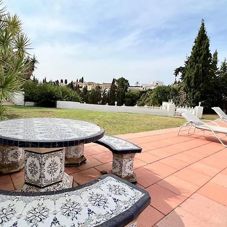 Villa Scenic With Private Pool - Sleeps 8 Михас Экстерьер фото