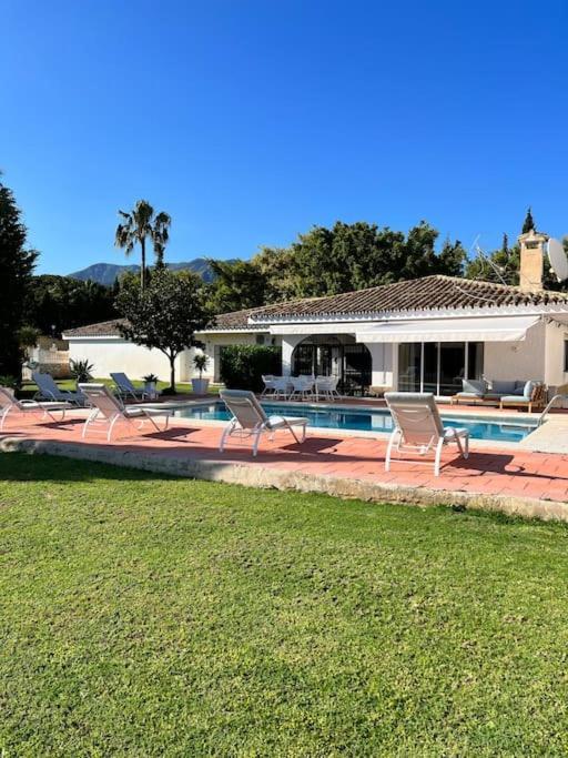 Villa Scenic With Private Pool - Sleeps 8 Михас Экстерьер фото