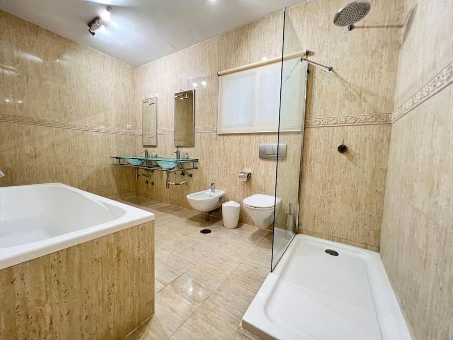 Villa Scenic With Private Pool - Sleeps 8 Михас Экстерьер фото